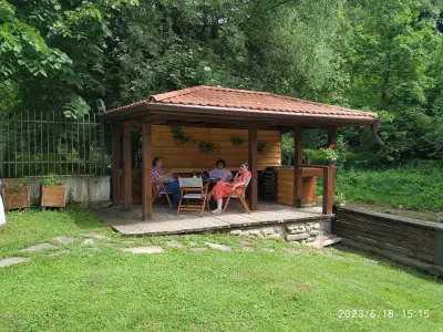 Къща за Гости Вaлевци