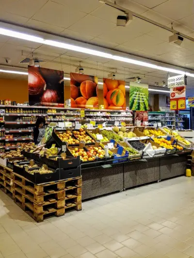T MARKET