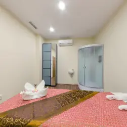 Thai Massage (R)