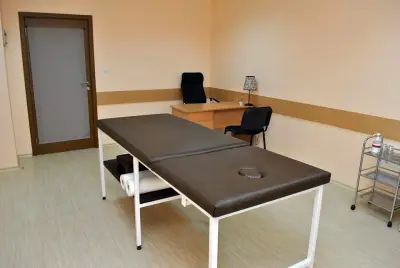 Колоникс център