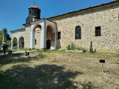 Глинената къща