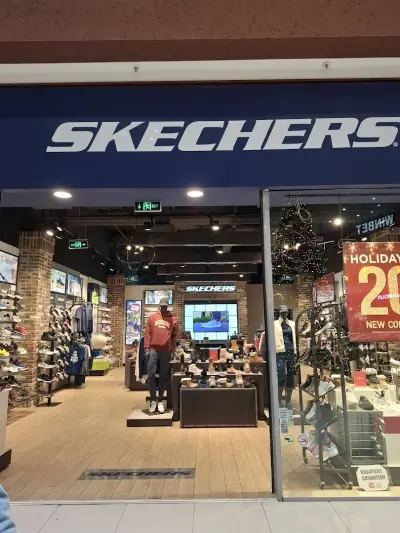 Skechers