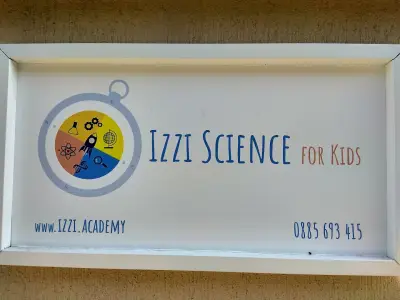 Izzi Science for Kids