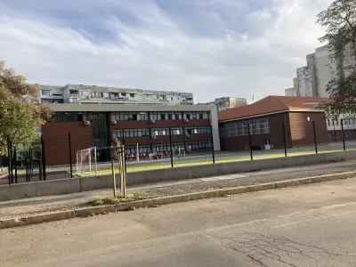 28. Средно училище "Алеко Константинов"