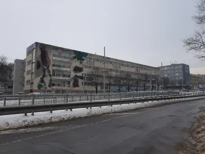 23 средно училище „Фредерик Жолио-Кюри“