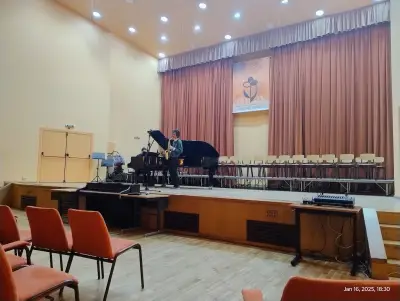 Национално музикално училище „Любомир Пипков“