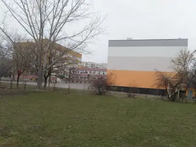 81 СУ „Виктор Юго“