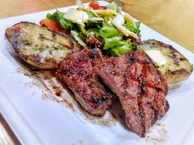 Butcher Grill Bus