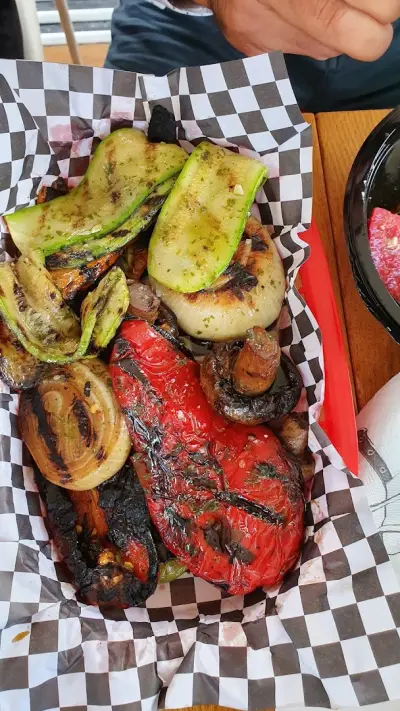 Butcher Grill Bus