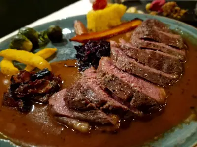 L'etranger restaurant