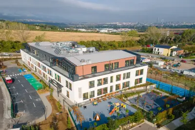 Uwekind International School