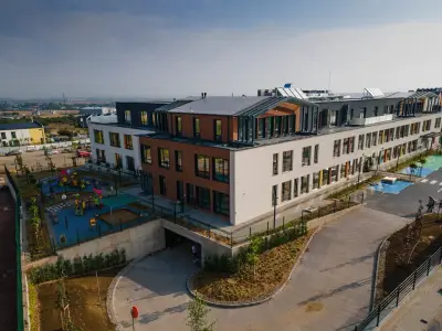 Uwekind International School