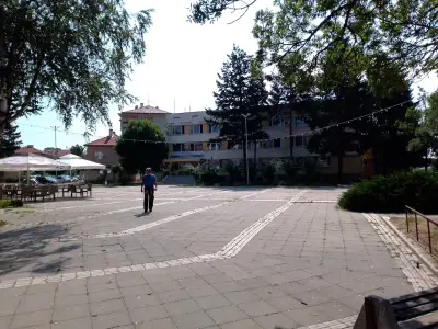 РУ Елин Пелин