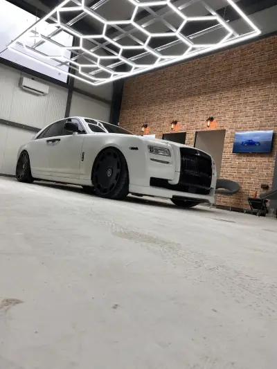Автобояджийски и тенекеджийски сервиз