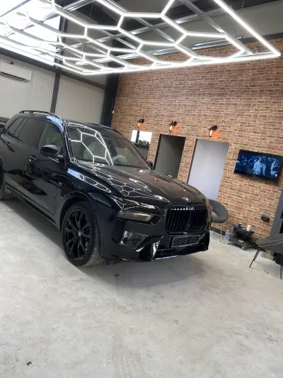 Автобояджийски и тенекеджийски сервиз