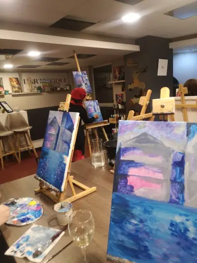 L' Artistique Paint Atelier
