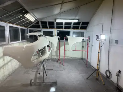 Бояджийски и тенекеджийски услуги