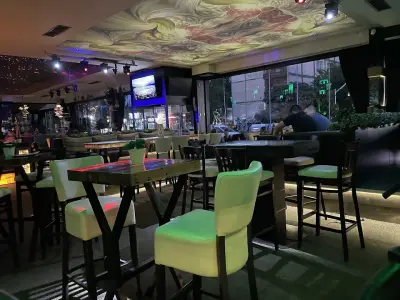 клуб Конте