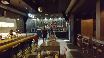 Клуб Лайв енд Лауд