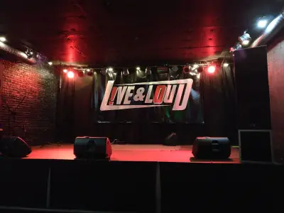 Клуб Лайв енд Лауд