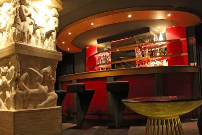 Kama Sutra Striptease
