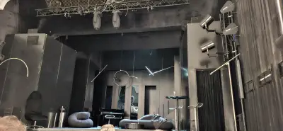 Малък градски театър „Зад канала“