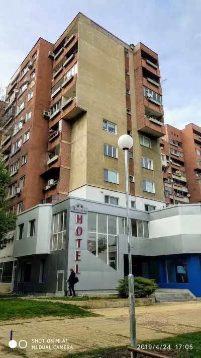 Семеен Хотел Далис