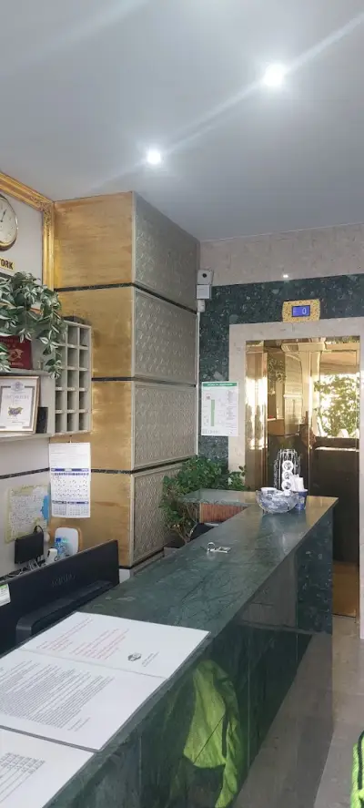 Хотел 007