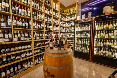 Delirium Shop & Wine Bar