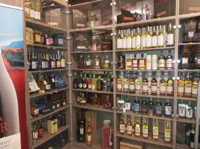 Optimist1 the world of whisky, rum and wine