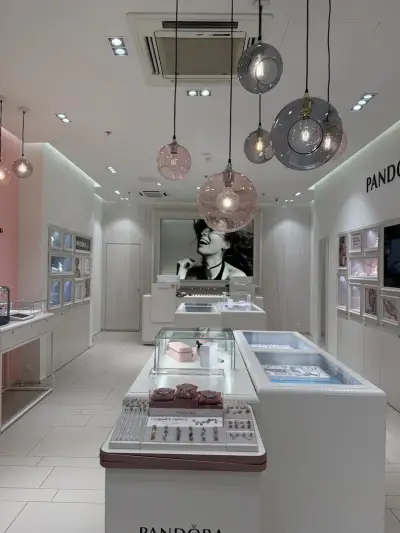 Pandora The Mall