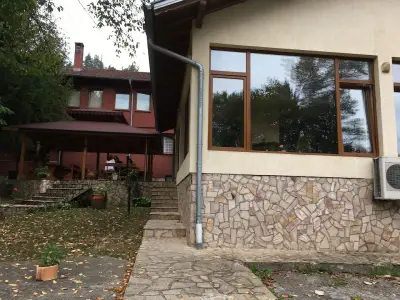 Хотел Велена, Велчево