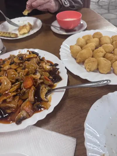 Китайски ресторант (Chinese restaurant)