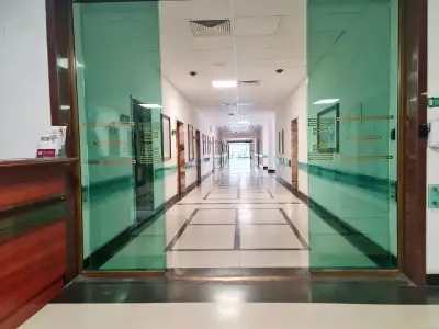 Университетска болница „Лозенец“