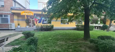 Семеен хотел Аристо