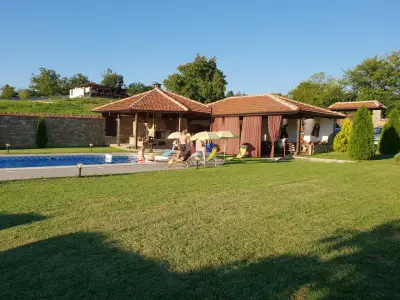 Vila Nikolina Guesthouse