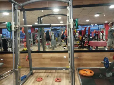 West Gym Надежда