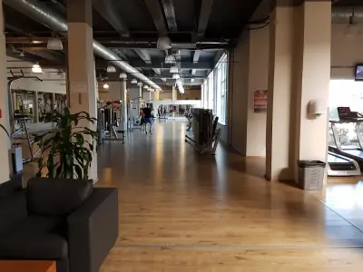 Атлетик Фитнес