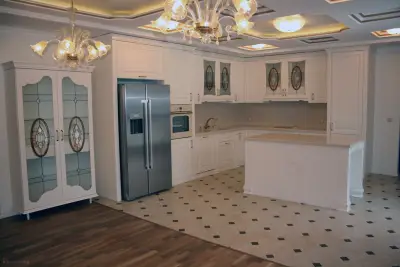 Кухни и кухненско обзавеждане по поръчка