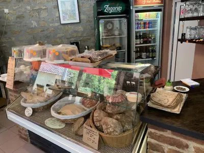 Globe Kitchen & GKal Bakery