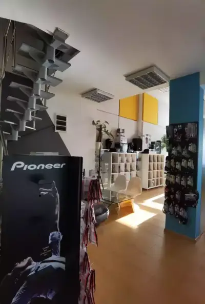 DJ SHOP