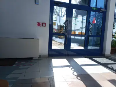 Къртис/Балкан ЕООД
