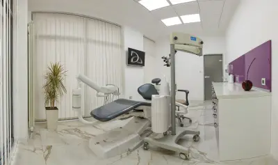 Дентална клиника "Дамянов" / Damyanov Dental