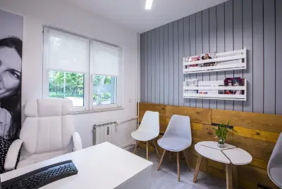 Marinova Dental /Д-р Есмералда Маринова/