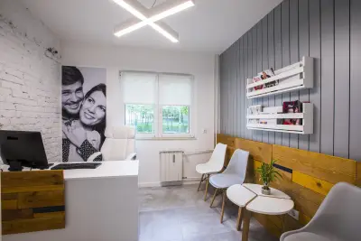Marinova Dental /Д-р Есмералда Маринова/