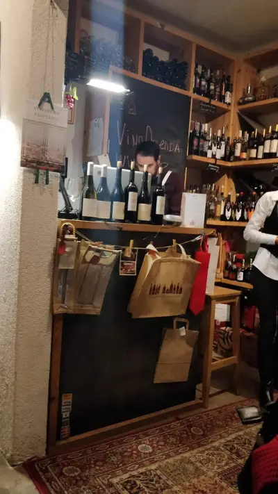 Vino Orenda Wine Shop