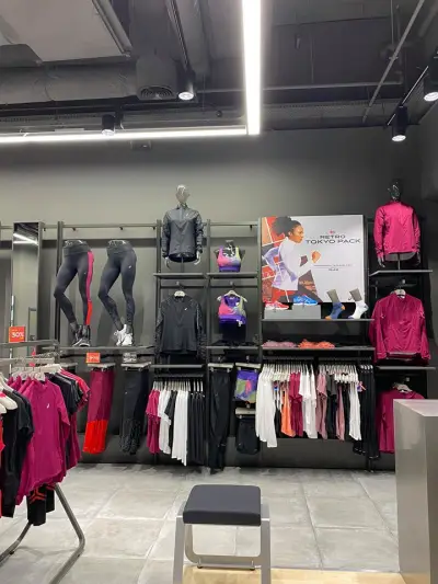 ASICS Paradise Center
