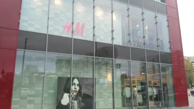 H&M