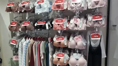Триумф бул.Витоша 23 original monobrand store
