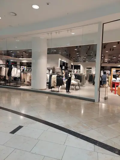 H&M